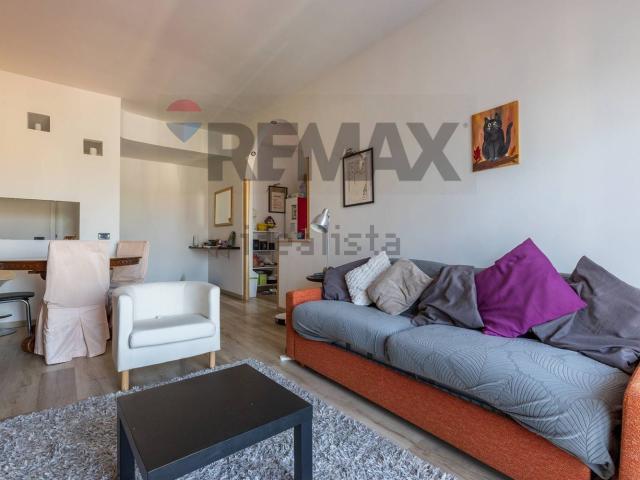 Appartamento in vendita di 77 m² in Via per Crenna, 19