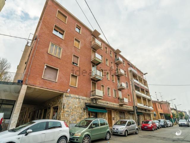 Appartamento in vendita di 77 m² in Via Raffaele Bombelli