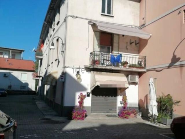 Appartamento in vendita di 77 m² in Via Roma, 49