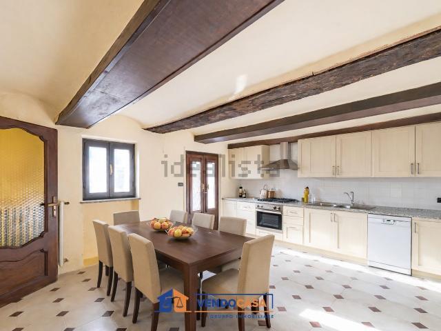 Appartamento in vendita di 77 m² in Via Roma, 6