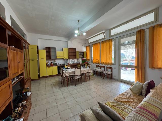 Appartamento in vendita di 77 m²