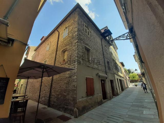 Appartamento in vendita di 74 m² in Calle Giacomo Puccini, 19