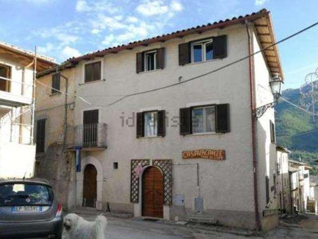 Appartamento in vendita di 74 m² in Località Albaneto