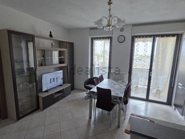 Appartamento in vendita di 74 m² in Piazza Vittorio Bellotti, 14