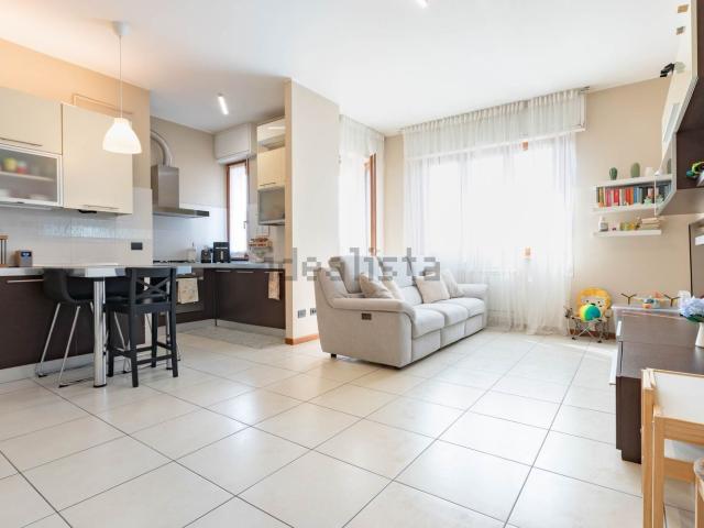 Appartamento in vendita di 74 m² in Via XXV Aprile, 39