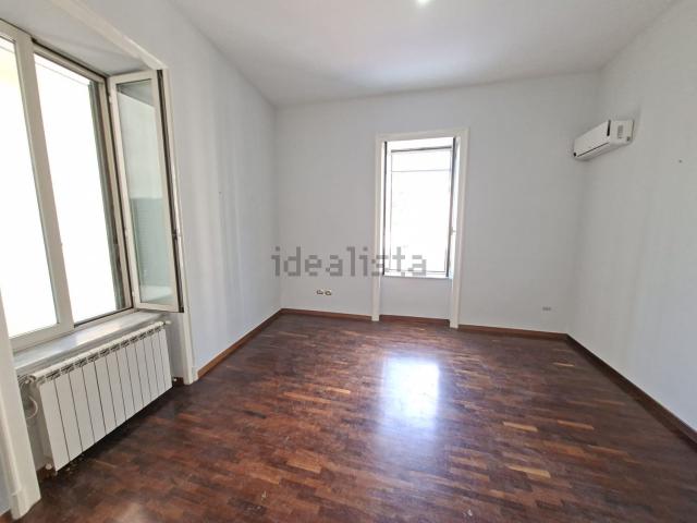 Appartamento in vendita di 74 m² in Via Alessandro Manzoni