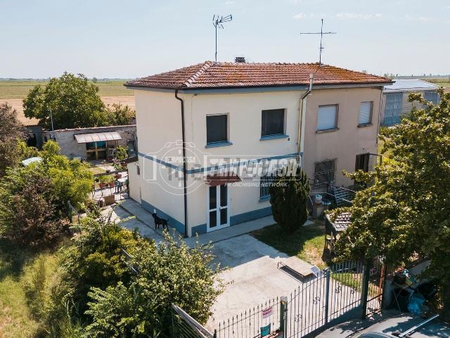 Appartamento in vendita di 74 m² in Via Bassa