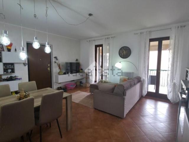 Appartamento in vendita di 74 m² in Via Cavour, 10