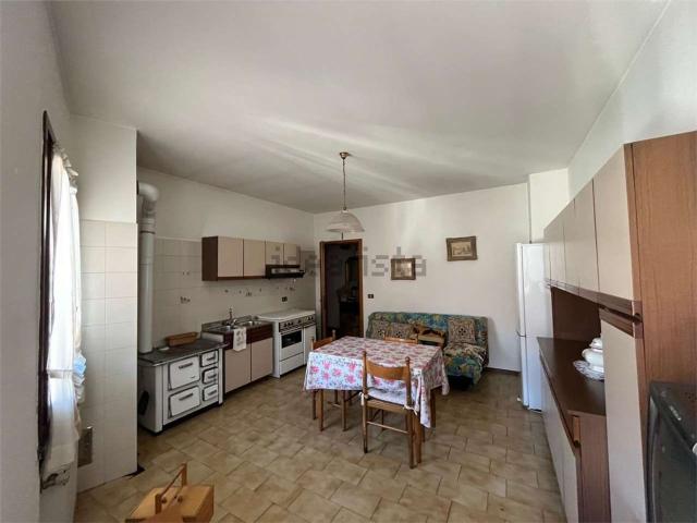 Appartamento in vendita di 74 m² in Via Chiesa, 31