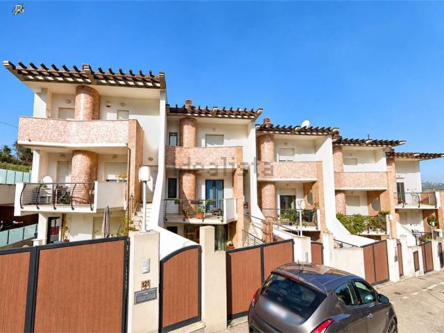 Appartamento in vendita di 74 m² in Via Cocchione, 127