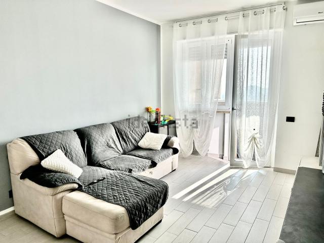 Appartamento in vendita di 74 m² in Via dei Pini, 4