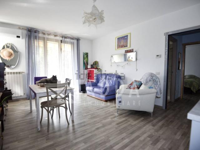 Appartamento in vendita di 74 m² in Via delle Robinie
