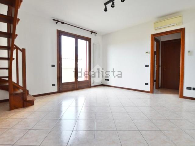 Appartamento in vendita di 74 m² in Via Don Lino De Biasi