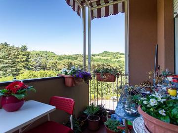 Appartamento in vendita di 74 m² in Via Fratelli dall&apos Olio