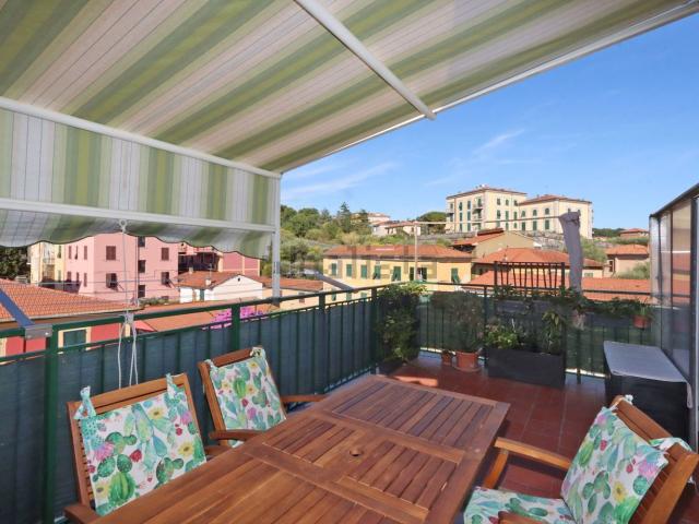 Appartamento in vendita di 74 m² in Via Genova, 50