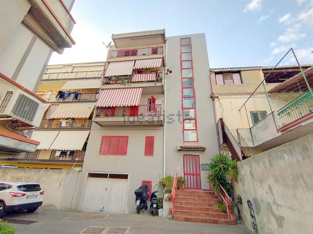 Appartamento in vendita di 74 m² in Via Lungomare, 18