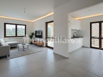 Appartamento in vendita di 74 m² in Via Napoli, 45