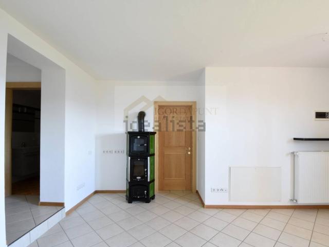 Appartamento in vendita di 74 m² in Via Paese