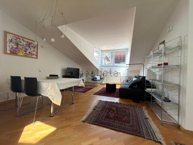 Appartamento in vendita di 74 m² in Via Portici