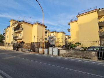 Appartamento in vendita di 74 m² in Via Salvo D&apos Acquisto, 16