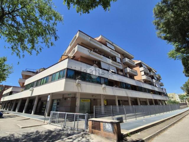 Appartamento in vendita di 74 m² in Viale Candelaro, 115
