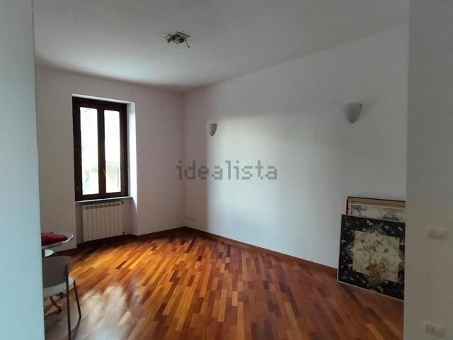 Appartamento in vendita di 75 m² in Borgo Odescalchi, 8