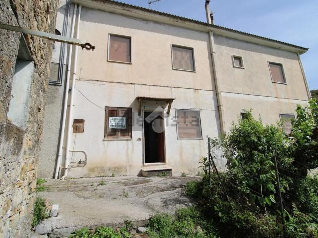 Appartamento in vendita di 75 m² in Corso Umberto I, 52