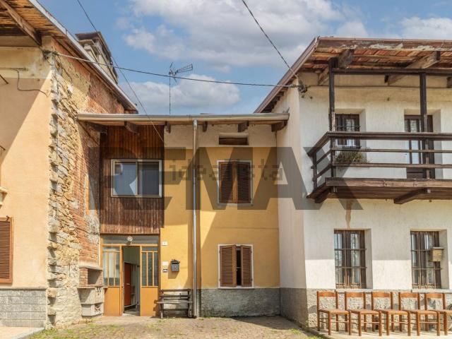 Appartamento in vendita di 75 m² in Frazione Riva Orientale, 2