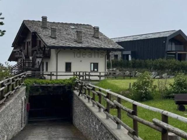 Appartamento in vendita di 75 m² in Località petit rosier