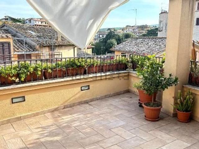Appartamento in vendita di 75 m² in Piazza del Colle