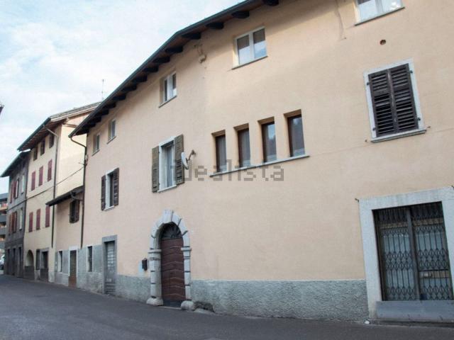 Appartamento in vendita di 75 m² in Piazza Portegaia, 13