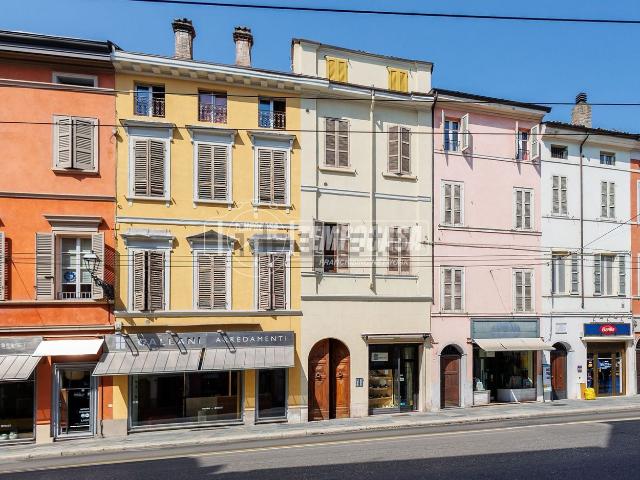 Appartamento in vendita di 75 m² in Strada della Repubblica, 84