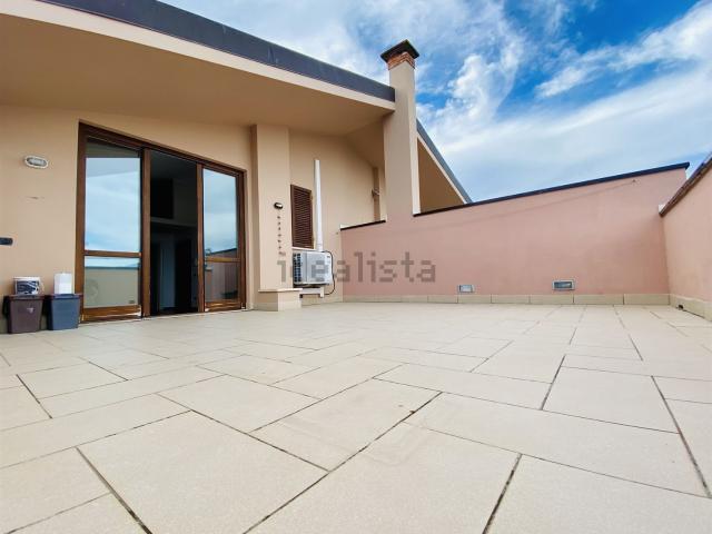 Appartamento in vendita di 75 m² in Traversa II 207 Via delle Ville, 73