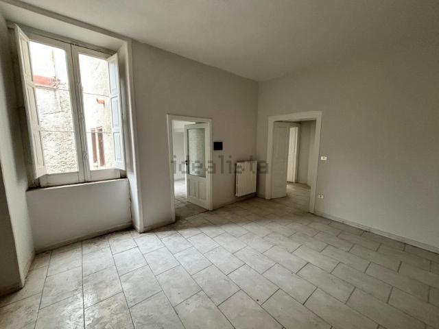 Appartamento in vendita di 75 m² in Via Ten. Luigi Salsano
