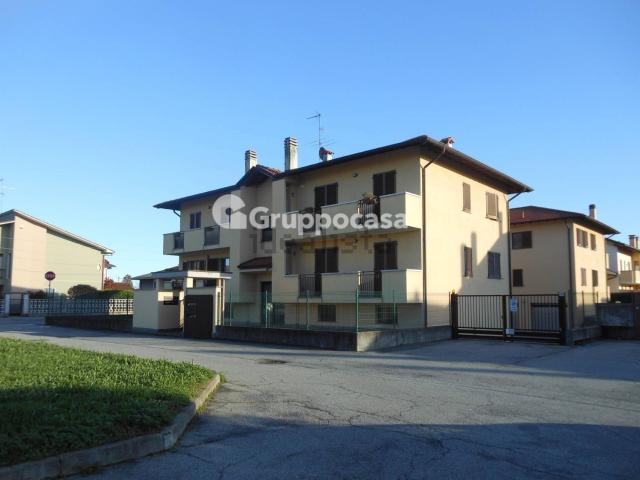 Appartamento in vendita di 75 m² in Via U. Foscolo, 36