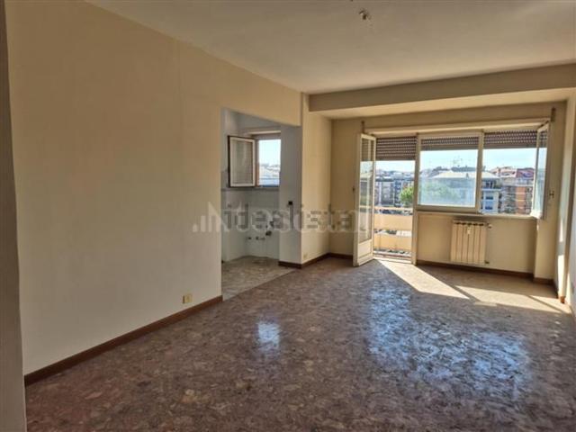 Appartamento in vendita di 75 m² in Via Valtravaglia