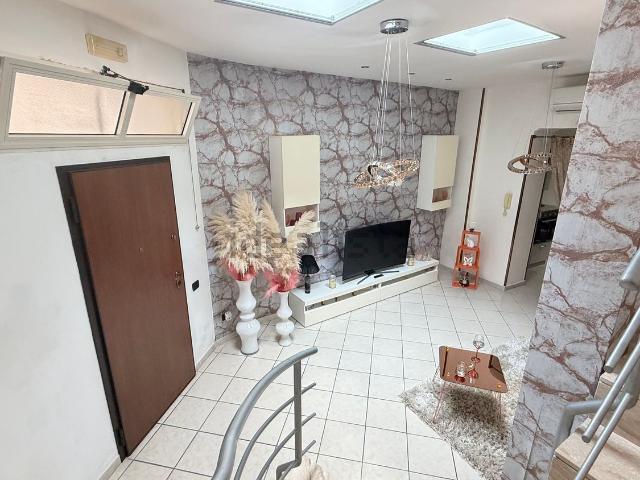 Appartamento in vendita di 75 m² in Via Zambrano, 17