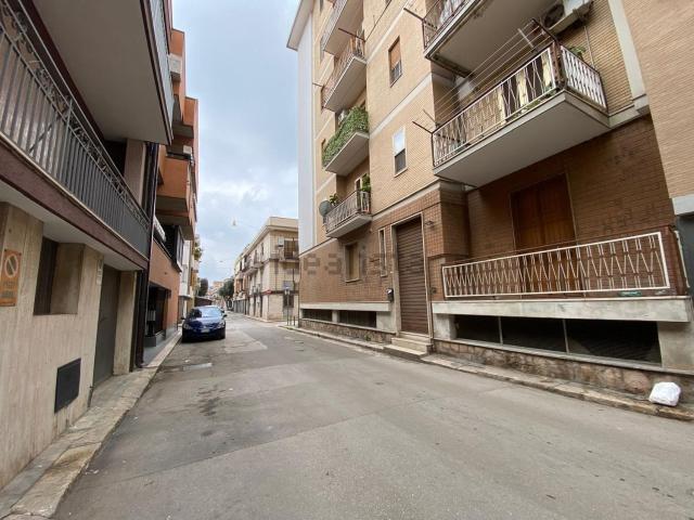 Appartamento in vendita di 75 m² in Via Adamello