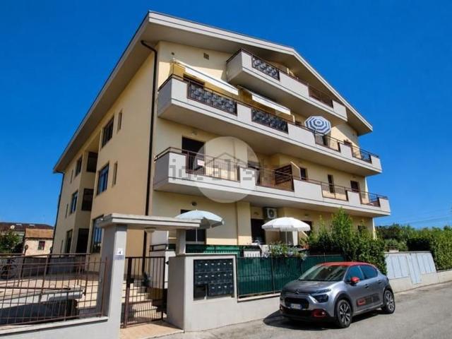 Appartamento in vendita di 75 m² in Via Aldo Fabrizi, 4