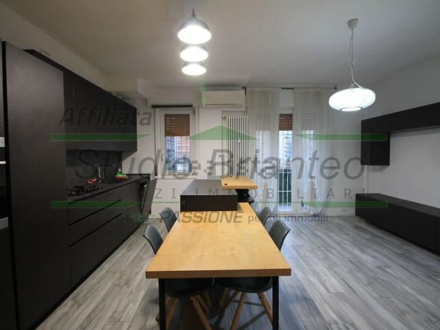 Appartamento in vendita di 75 m² in Via Anselmo Oggioni