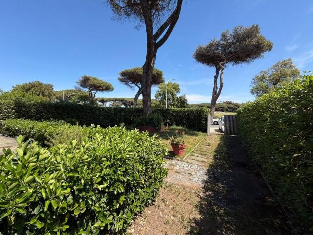 Appartamento in vendita di 75 m² in Via Ardeatina, 45