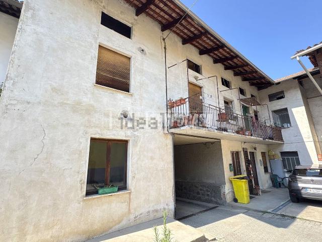 Appartamento in vendita di 75 m² in Via B. Debais