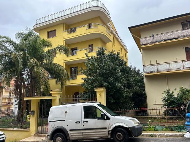 Appartamento in vendita di 75 m² in Via Bernini, 61