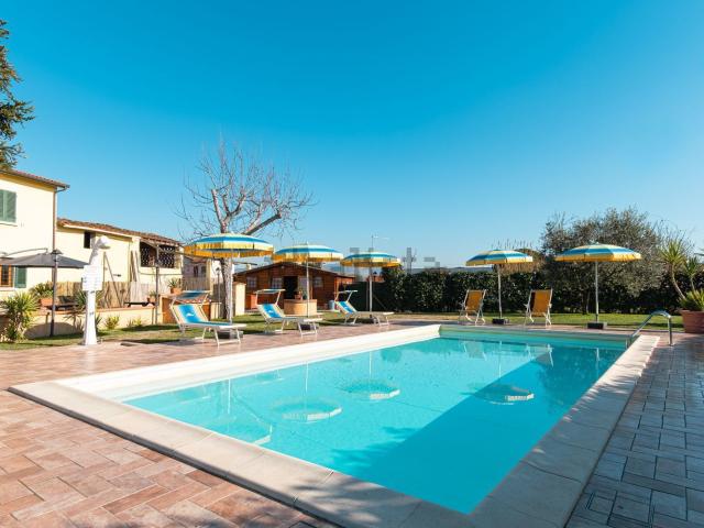 Appartamento in vendita di 75 m² in Via Biscolla, 62