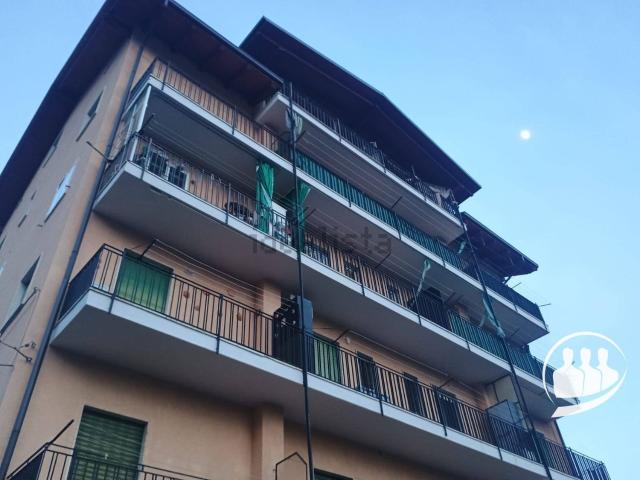 Appartamento in vendita di 75 m² in Via Camillo Benso Conte di Cavour, 93