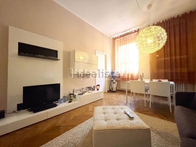 Appartamento in vendita di 85 m² in Via Camillo Cavour