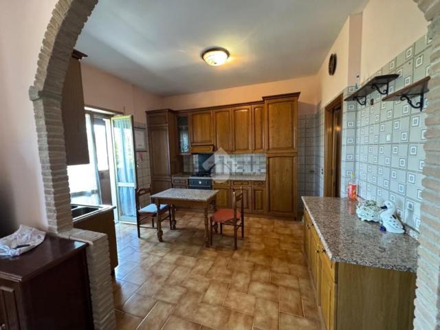 Appartamento in vendita di 75 m² in Via Campi D&apos Annibale