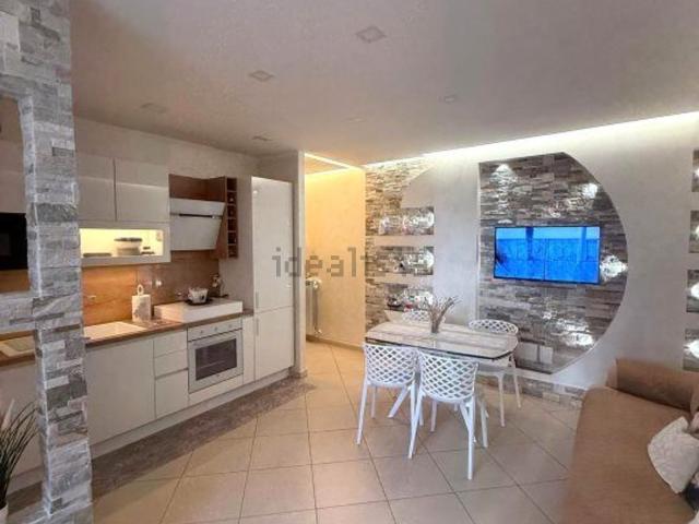 Appartamento in vendita di 75 m² in Via Cardinale Luigi Maglione