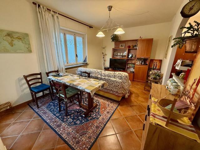 Appartamento in vendita di 75 m² in Via Carlo Massa, 18