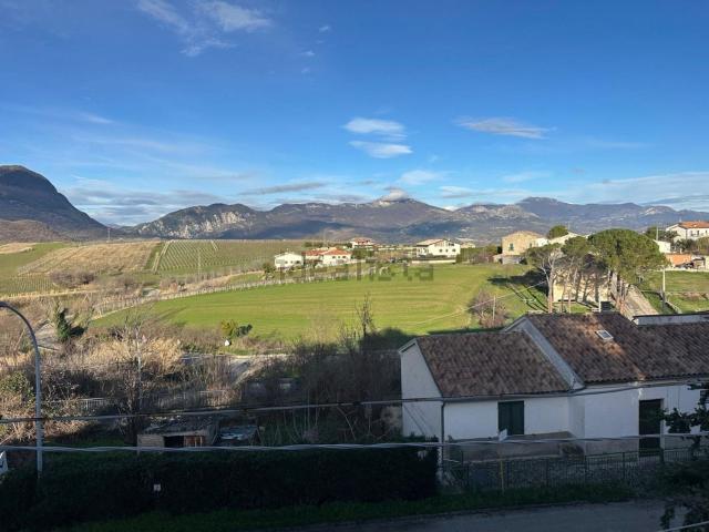 Appartamento in vendita di 75 m² in Via Centrale, 74